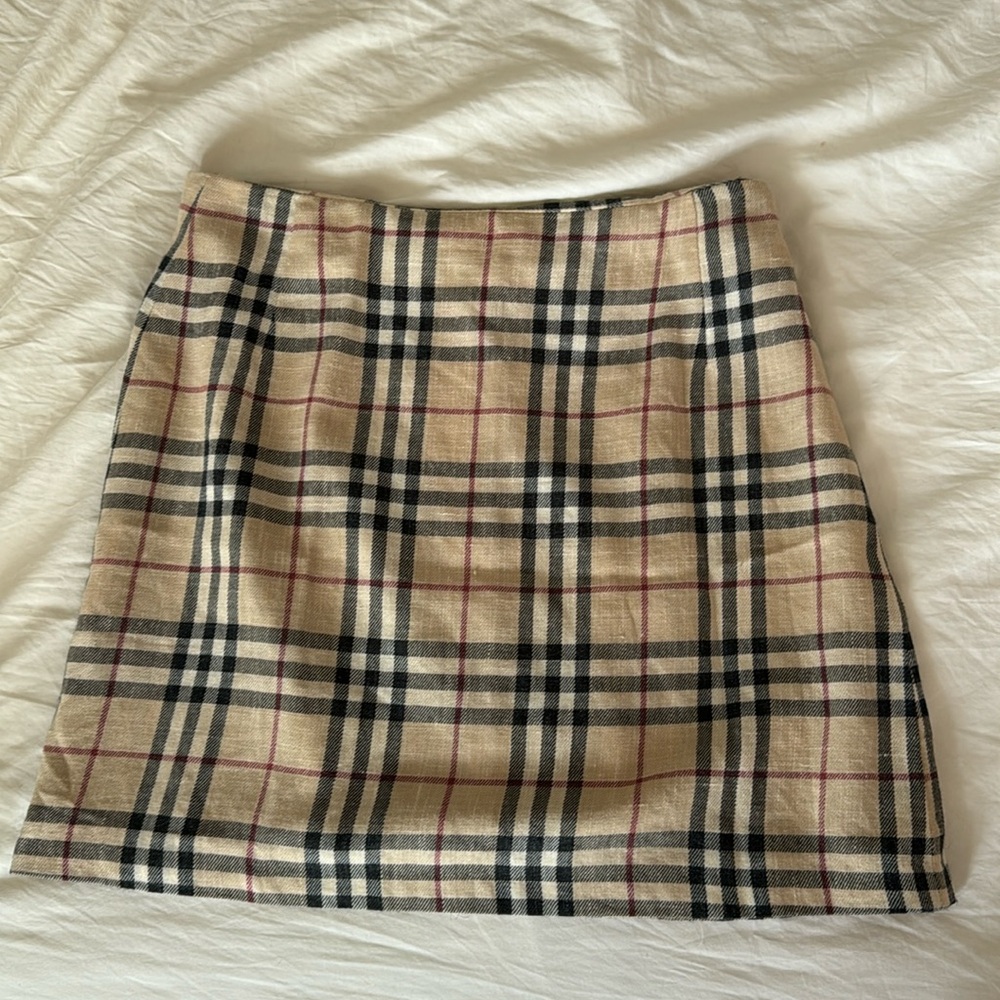 Burberry wool miniskirt